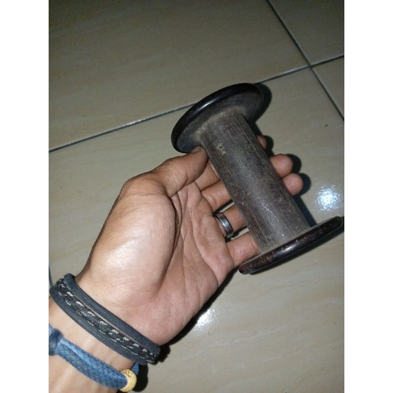 Palet kayu kosong ,6000 yard 4pcs , diwadah gelasan original bekas pakai