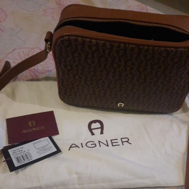 tas preloved AIGNER LIKE NEW 100% AUTHENTIQ ORIGINAL