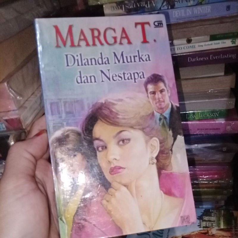 Novel Dilanda Murka dan Nestapa Marga T.