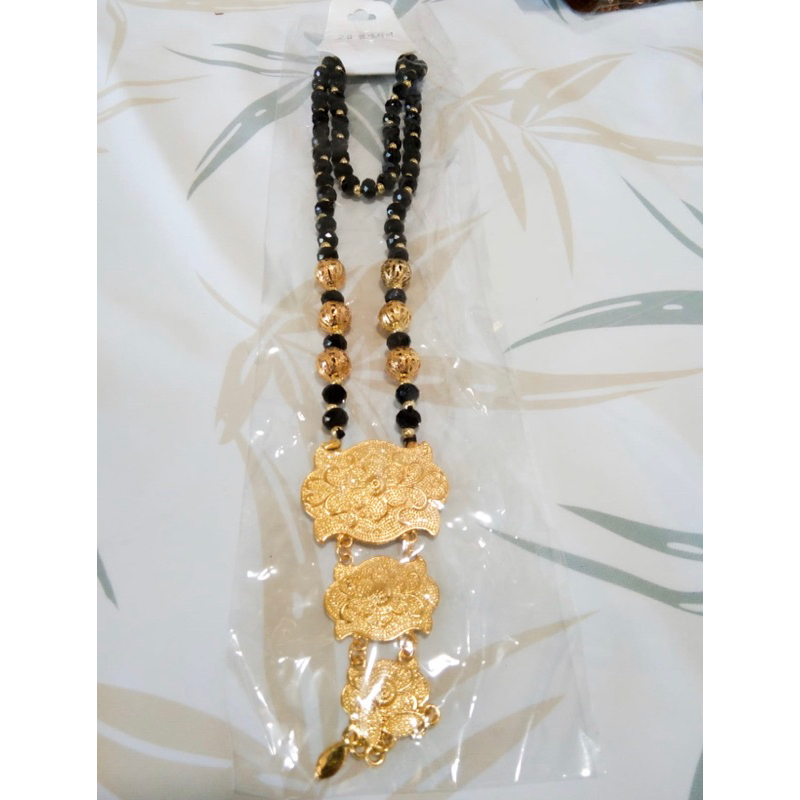 Kalung Baju Bodo (Bugis Makassar)