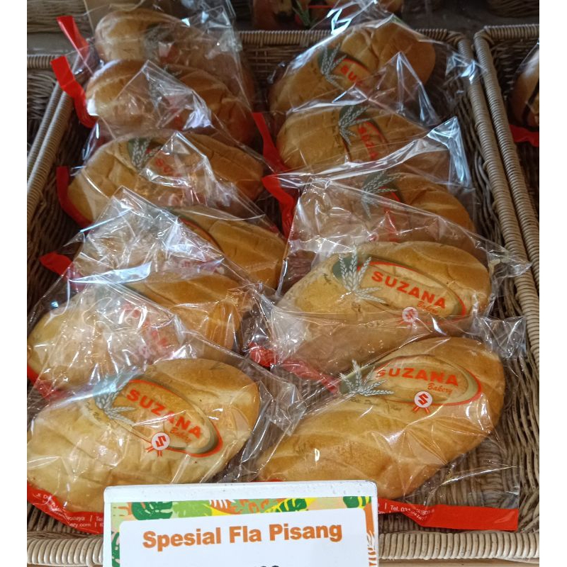 Roti Spesial Fla Pisang Suzana Bakery