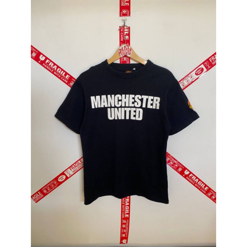 KAOS TSHIRT MANCHESTER UNITED FERDINAND ©️2002 OFFICIAL LICENSED