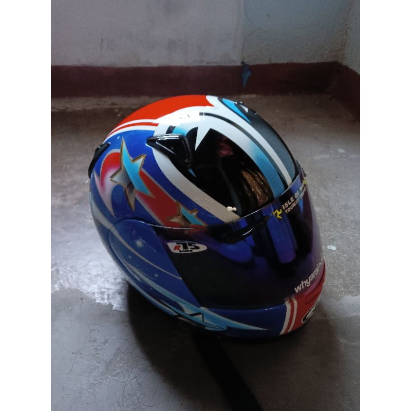 Arai best sale astro j