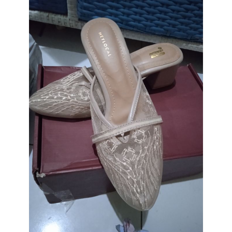 heels binar by heylocal