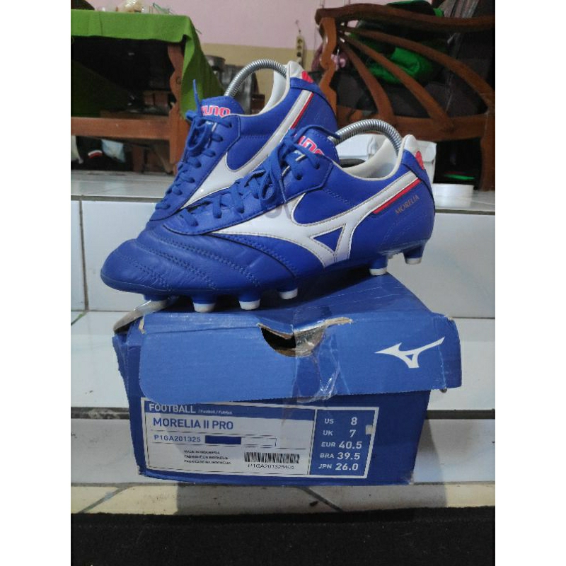 sepatu bola bekas/second