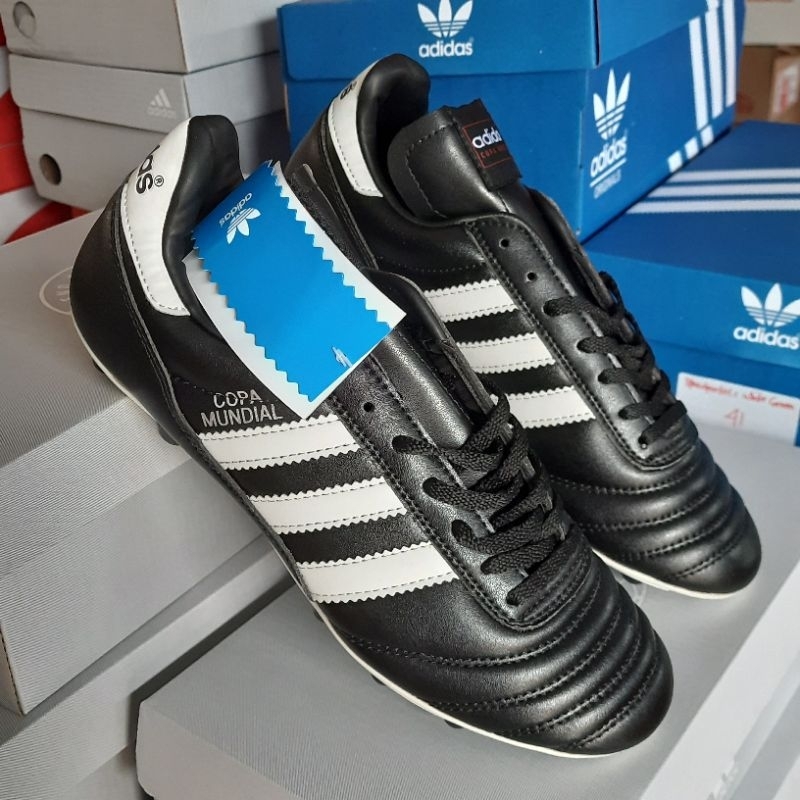 Sepatu Bola Adidas Copa Mundial FG