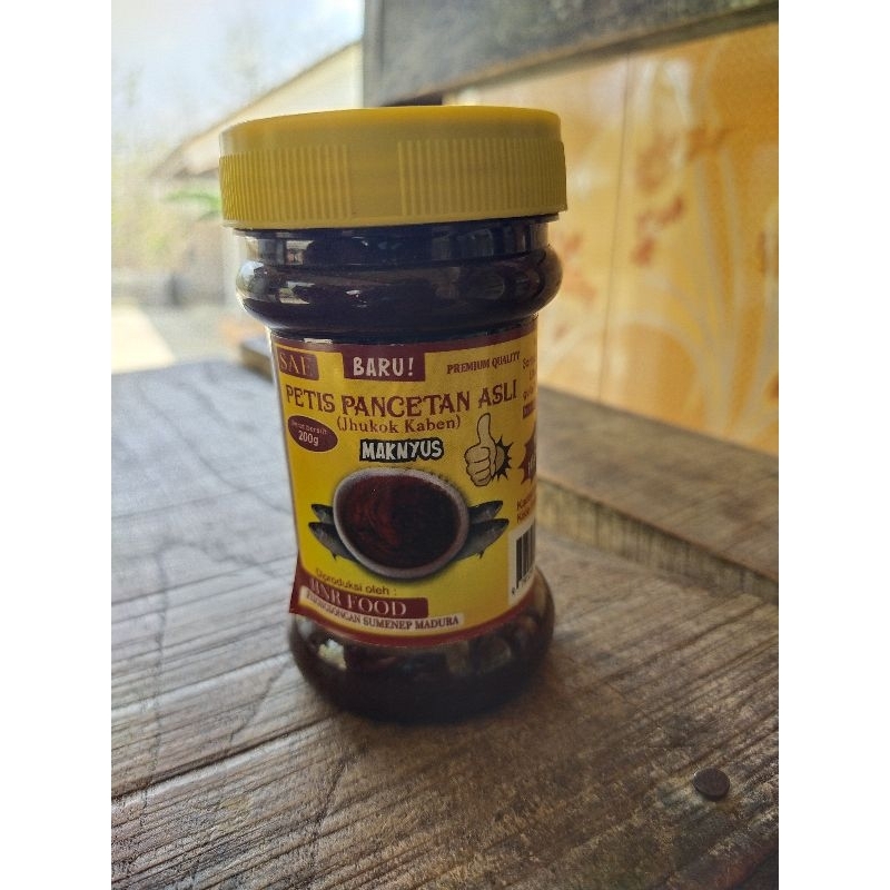 

Petis Ikan Asli rasa mantap produksi Pasongsongan madura