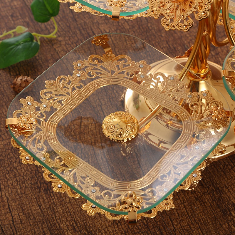 ✅Aman✅Nampan Estetik Mewah Ornamental Fruit Plate Golden Dining Room Dessert Fruit 4/2/1 Lantai Wedding Home Jewelry Display Piring dan Nampan Modern Camilan Permen kue Mangkuk Makanan bagus