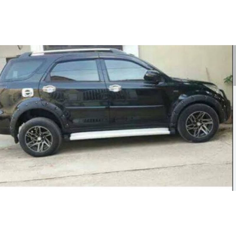 Over fender terios tahun 2013