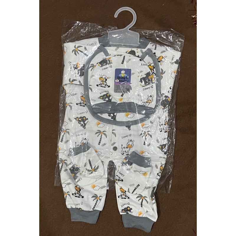 Baju baby Set 3 in 1 Jumper Baju Jumper Set Bayi Lengkap/ Set Baju Kodok Panjang Hanger Bayi