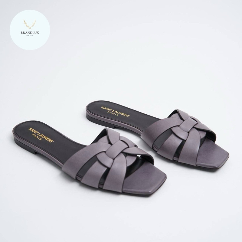 Saint Laurent Tribute Calf Leather Flat Sandal Gris Apia