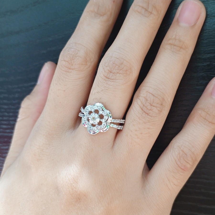 Cincin Wanita Fashion Zircon Mas Putih Uk13 17k 75% 3.4gram (CM41)