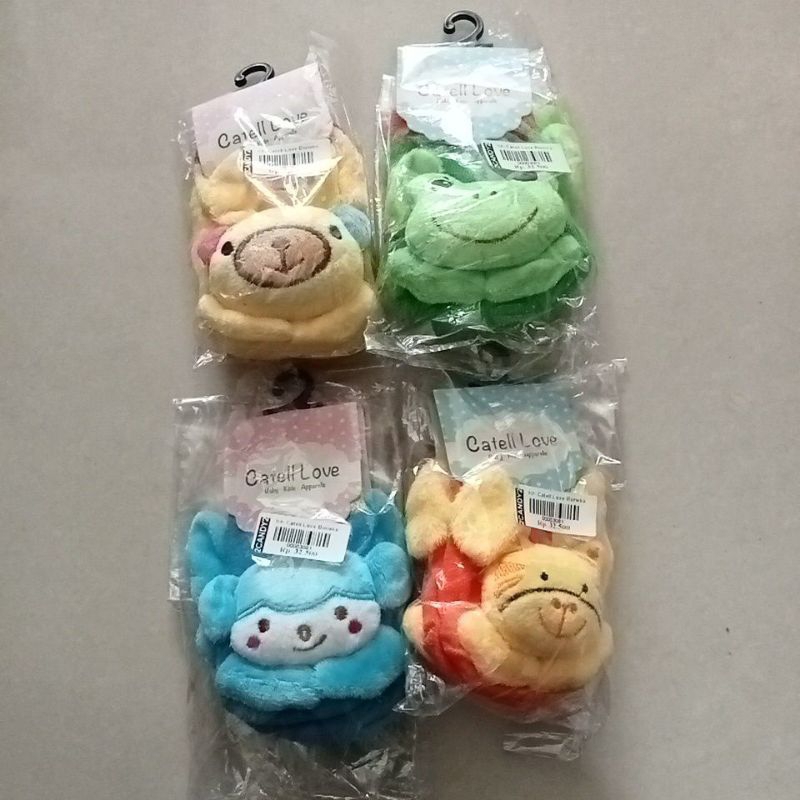 Kaos Kaki Catell Love