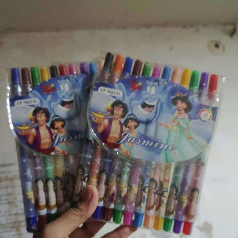 

crayon puter panjang karakter