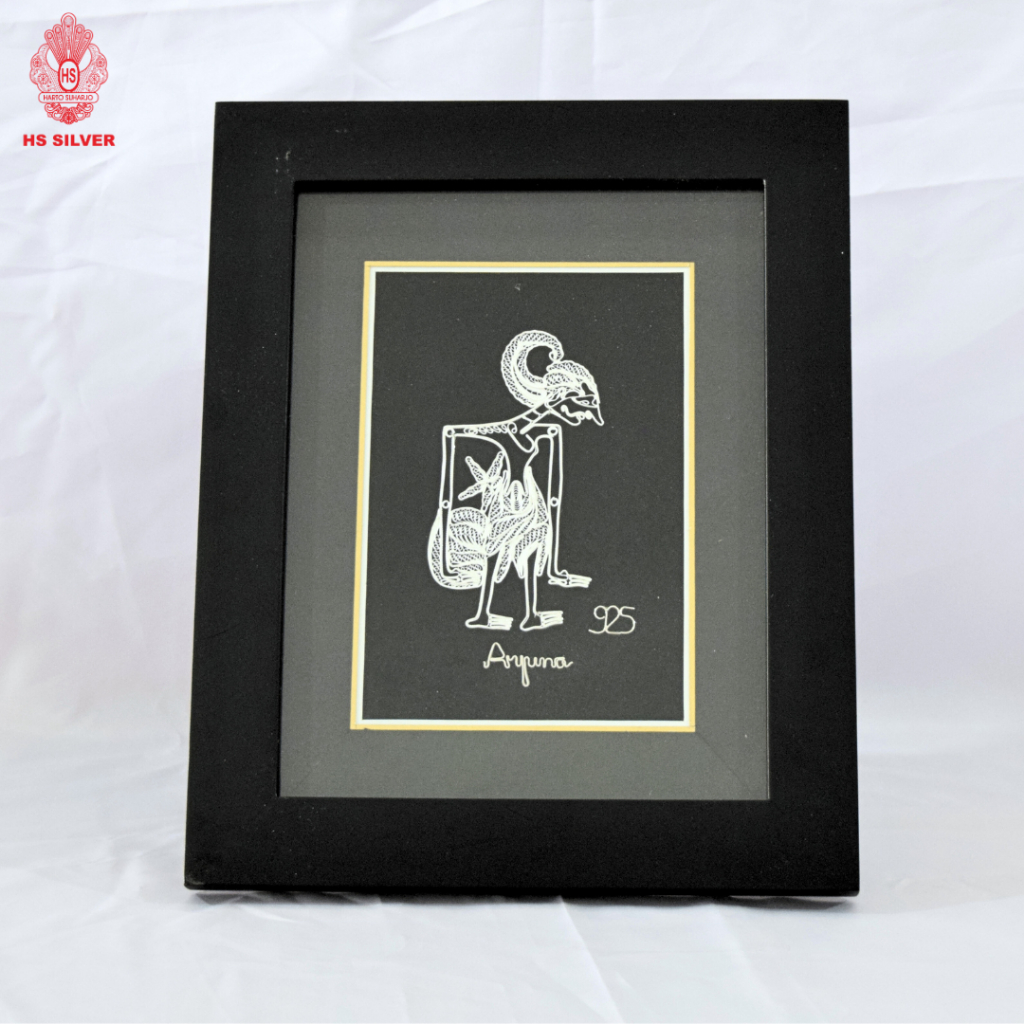 Hiasan Dinding Pajangan Perak Asli 925 Bentuk Wayang Arjuna | HS SILVER