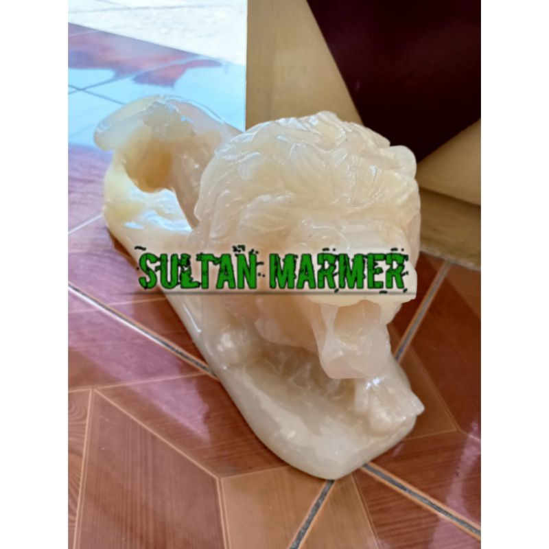 Patung Singa Batu Onix Bawean