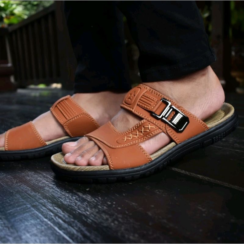 SANDAL L-TRACK 03/SANDAL PRIA KEKINIAN