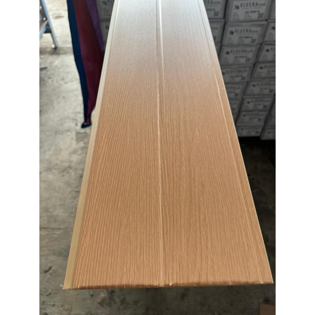 Plafon Pvc Motif Serat Kayu Coklat muda Doff 1008 (PERLEMBAR)