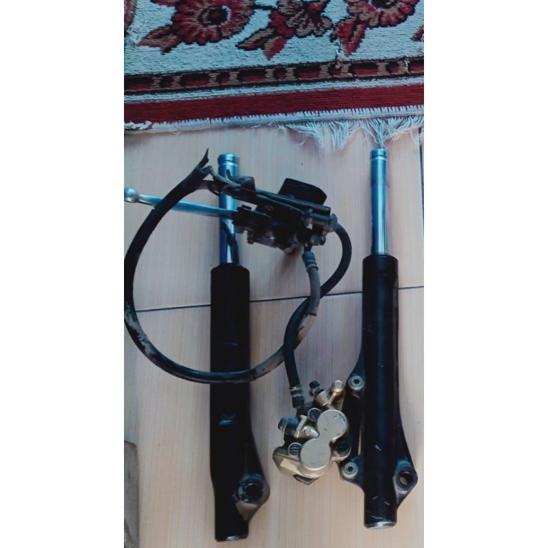 Remset / shock Depan / Karburator Supra X 125 DD / Supra Batman original bekas
