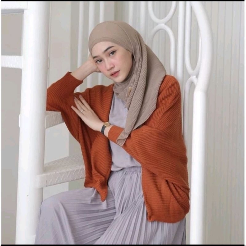 cardigan rajut batwing