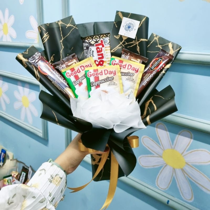 

Satifa Bouquet Kopi Dan Snack Wafer | Bucket Hadiah Cowok | Hadiah Anniversary