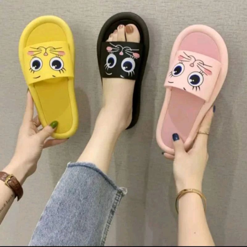 Sandal Selop Wanita Mata Kucing Lucu