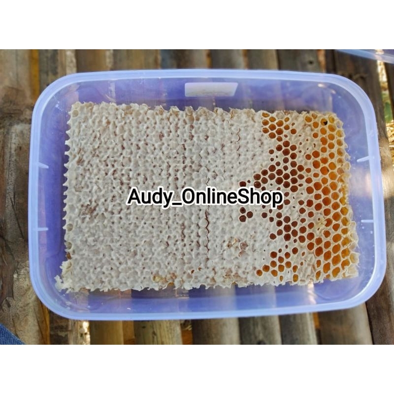 

Sarang Madu Cerana 100% Asli [750gr]