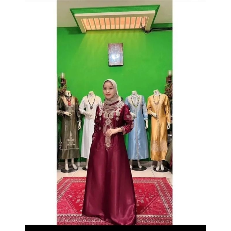 GAMIS RAYNA //Gamis Satin Kristal Bordir