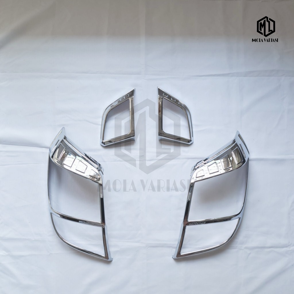 Garnish Lampu Belakang Toyota Agya 2017 Chrome