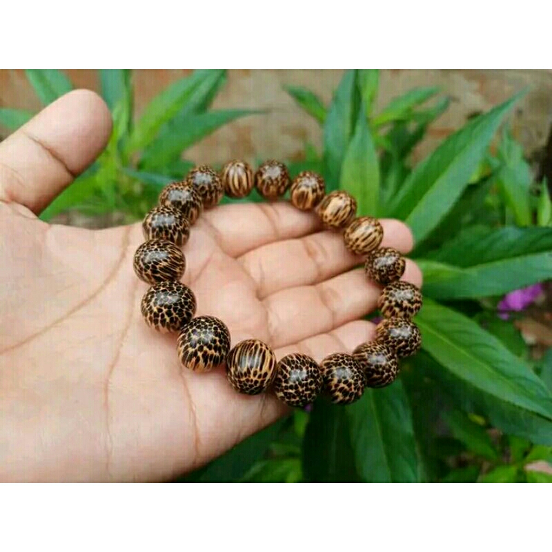 gelang liwung macan