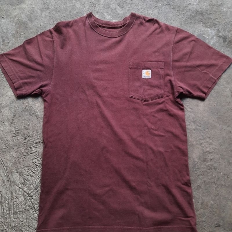 Carhartt Pocket Maroon & Topi Carhartt Buffalo