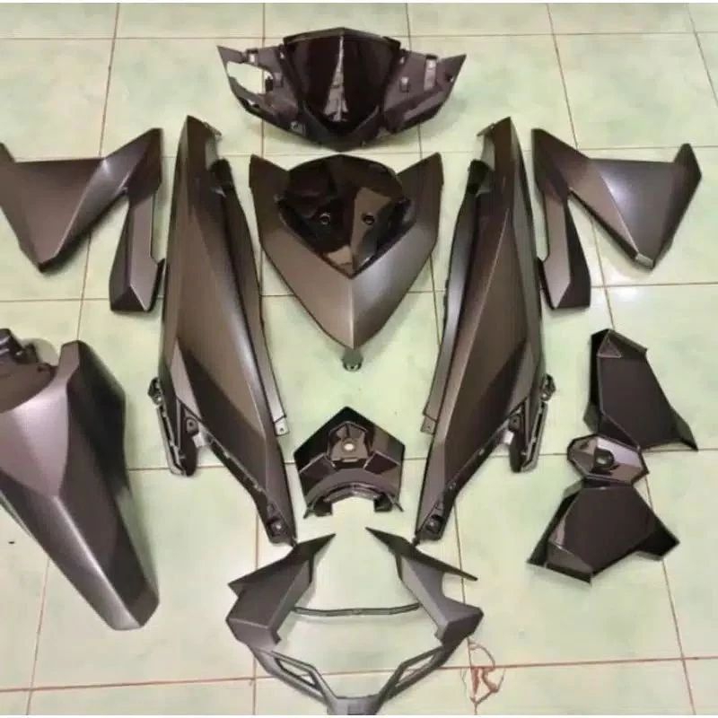 PAKET  FULL BODY HALUS VARIO 125 150 LED 2015 2017