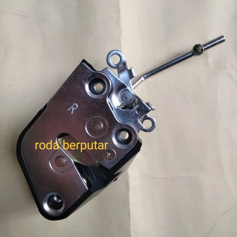 door lock pintu belakang bagasi Taft Gt