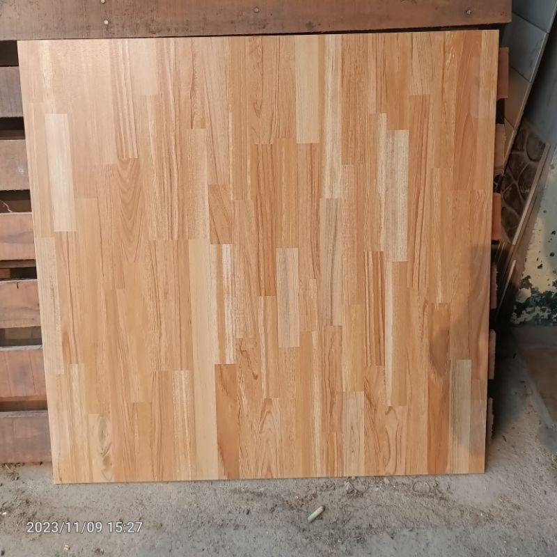 GRANIT LANTAI 80X80 MOTIF KAYU L882001 TORCH