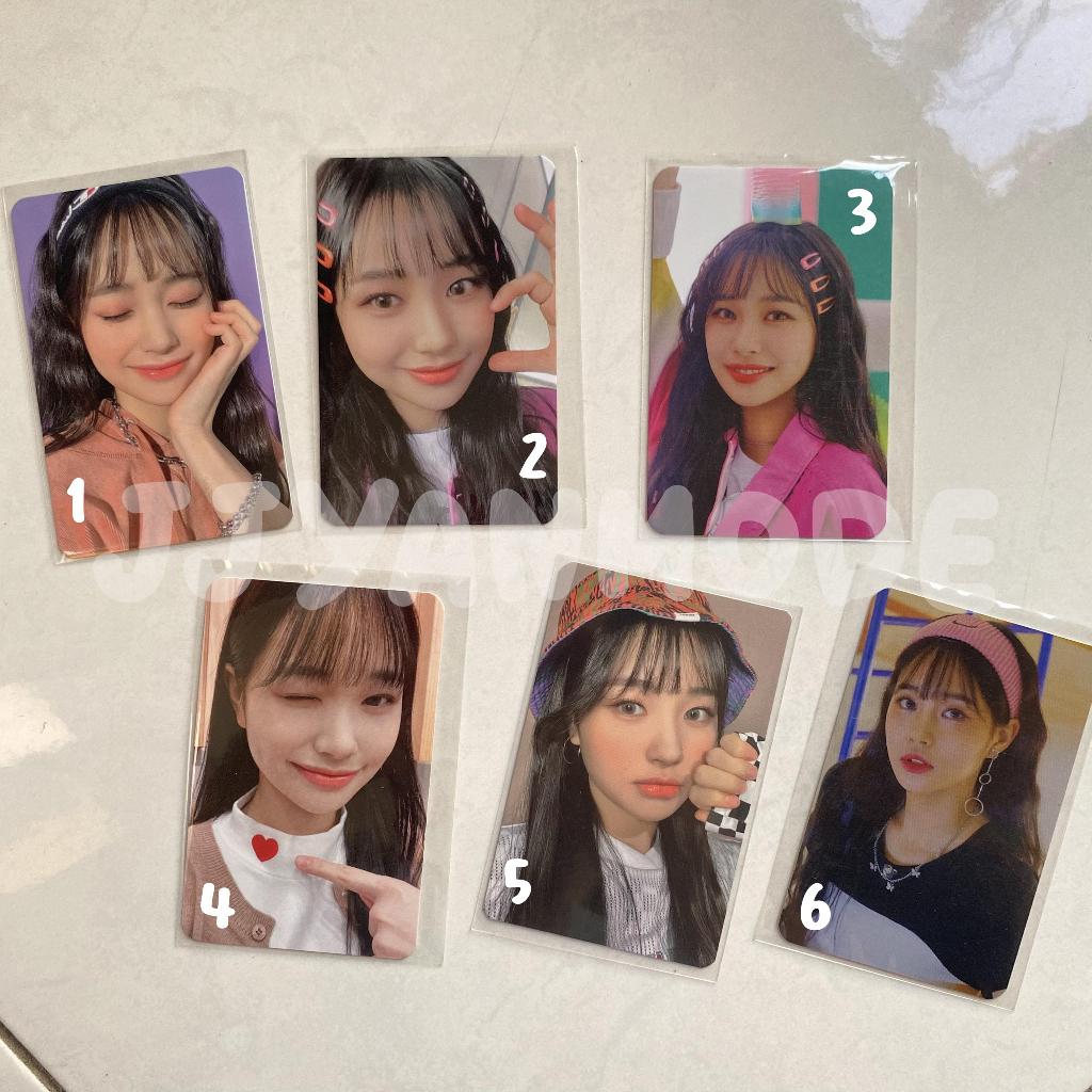 Jihan Weeekly Benefit Photocard