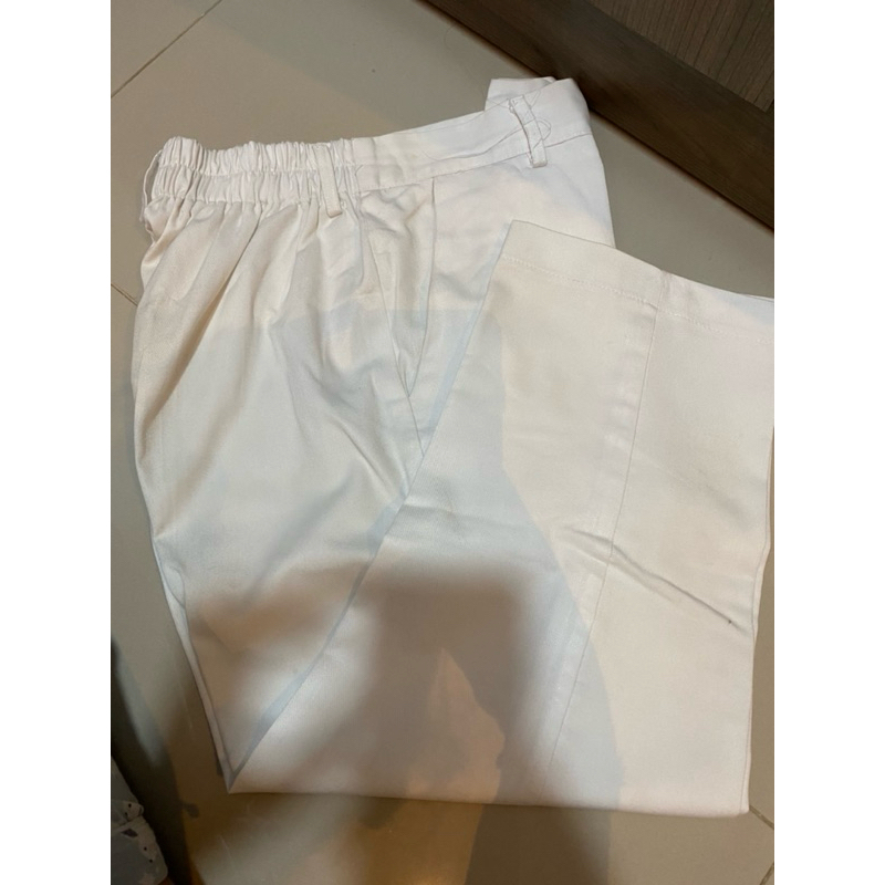 preloved celana putih 7/8
