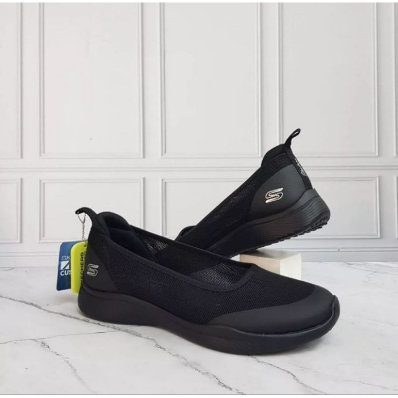 skechers woman micro burst / sepatu wajita / slip on wanita / sepatu wanita warna hitam