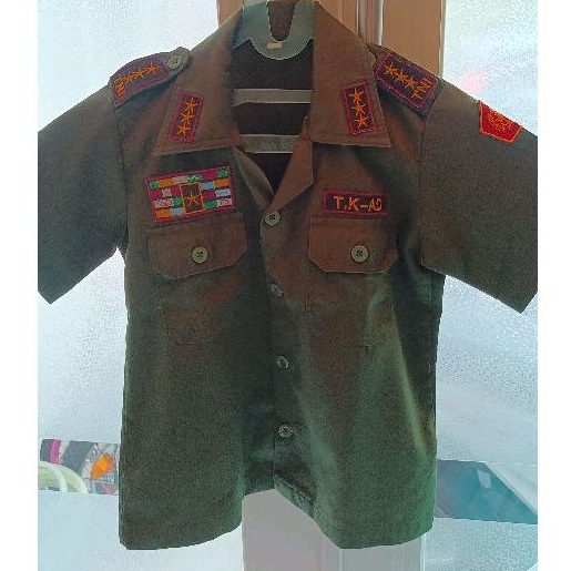 Preloved Baju Anak Perempuan Tentara Satu Set