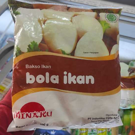 

MINAKU BOLA IKAN