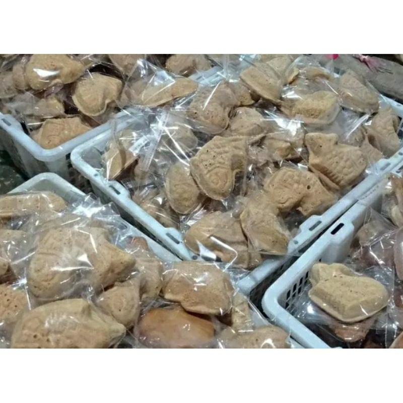 

bolu ikan coklat
