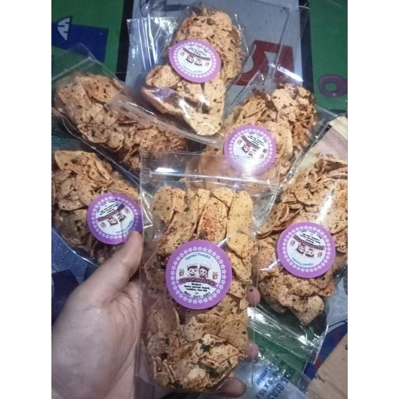 

Basreng pipih pedas daun jeruk