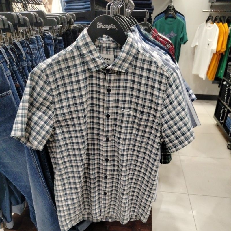 WRANGLER JEANS KEMEJA PENDEK