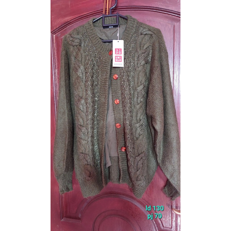 Preloved sweater knit uniqlo