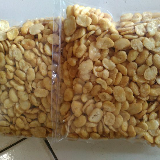 

NMGT4977 Stok terbaru kacang koro kupas asin 500 gram