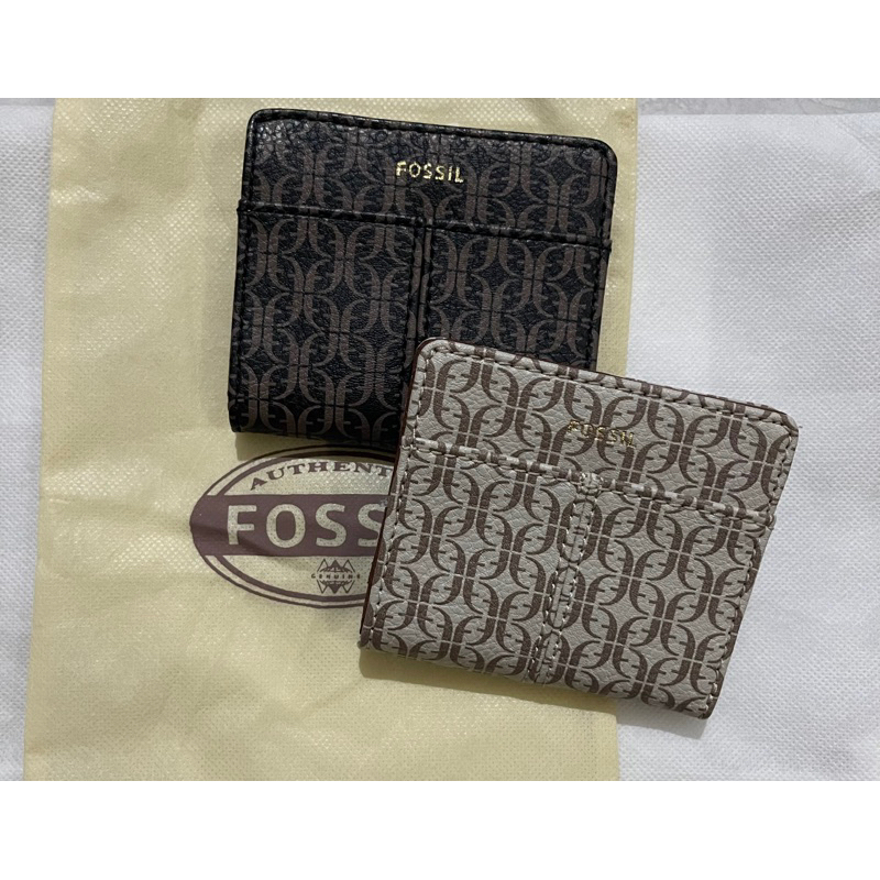 NWT DOMPET FOSSIL TARA BIFOLD