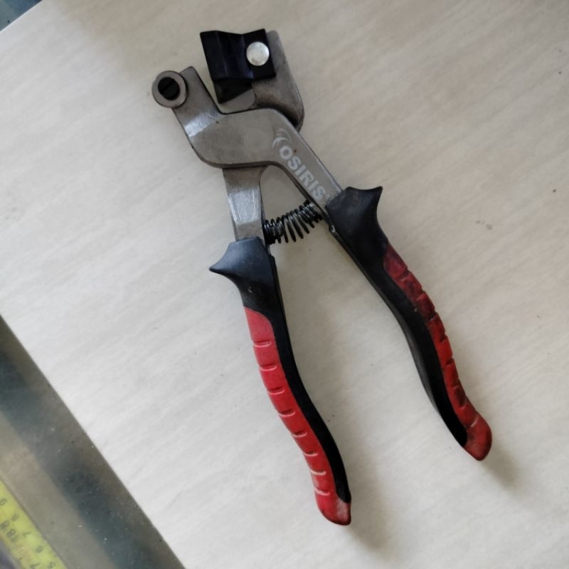 (SALE) Osiris Tang Potong Keramik - Tile Nipper