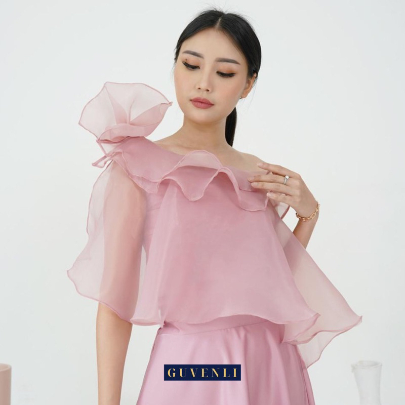 00013 Ruffle Top Organza Meydina