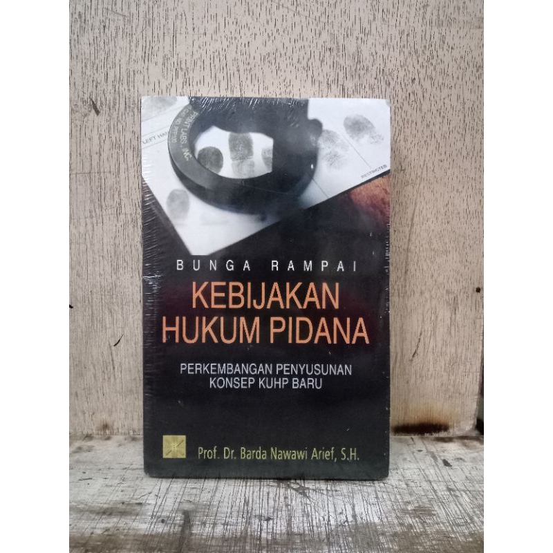 Bunga Rampai Kebijakan Hukum Pidana
