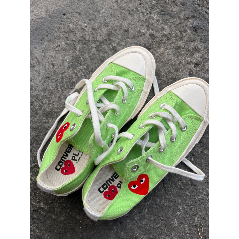Sepatu Senakers  Casual CONVERSE x CDG Play Green Low Second Like New Preloved