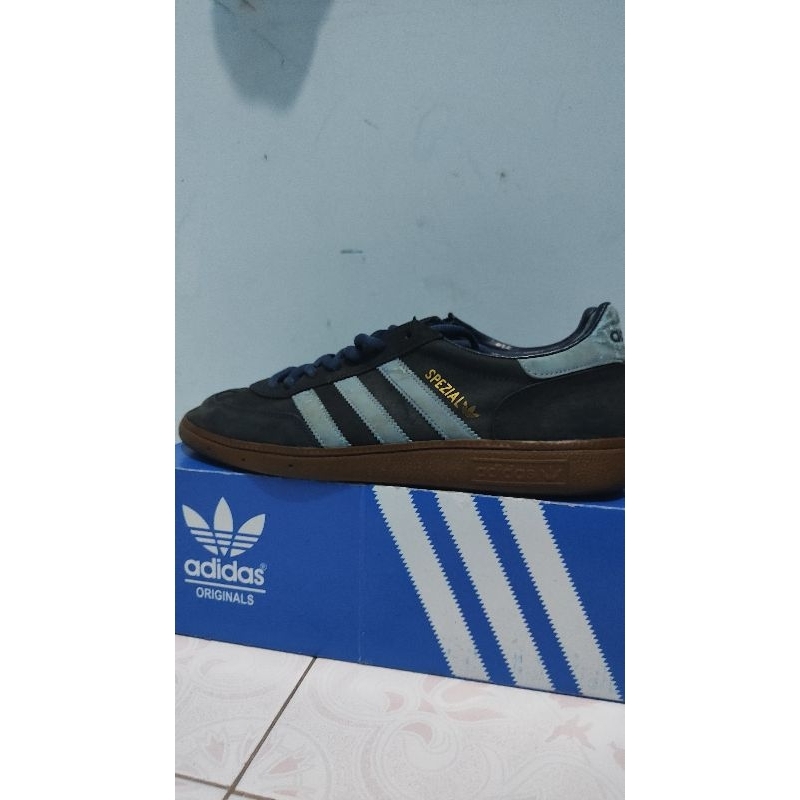 adidas spezial